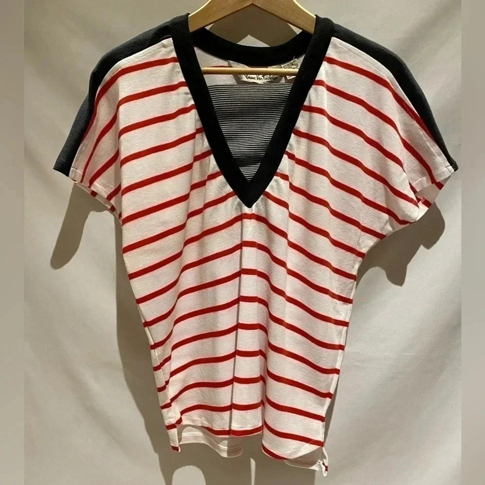 Diane von Furstenberg Vintage tee, size 38/18W, NWT